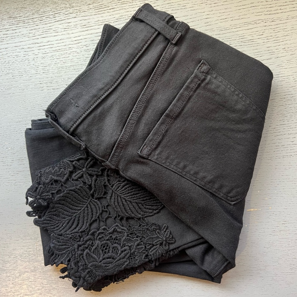 Coated Black Lace JBRAND crops Size 25